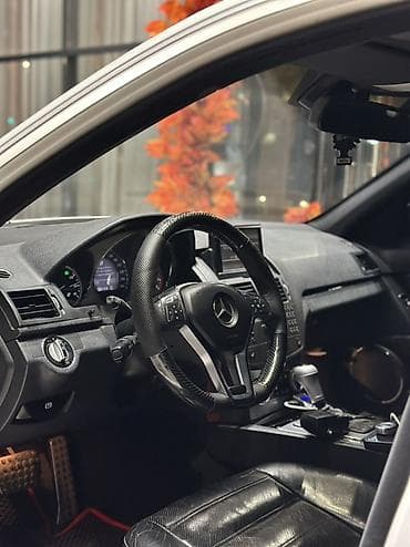 бишкек автомобиль: Mercedes-Benz C-Class: 2010 г., 3.5 л, Автомат, Бензин, Седан — 5