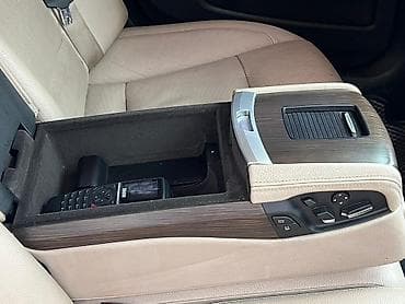 210 сди: BMW 7 series: 2009 г., 4.4 л, Автомат, Бензин, Седан — 10