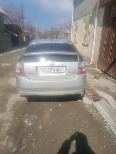 Унаа сатуу: Toyota Prius: 2004 г., 1.5 л, Вариатор, Гибрид, Хетчбек — 3