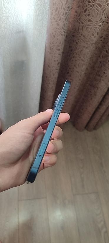13 mini 128: IPhone 13, Б/у, Синий, Чехол — 5