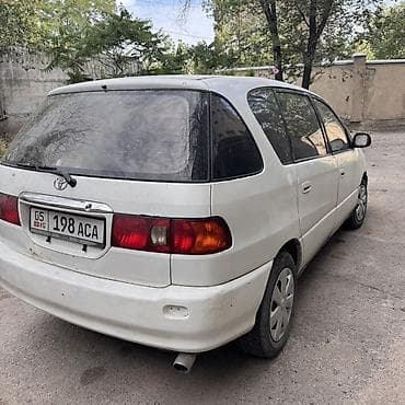 бампер byd e2: Toyota Ipsum: 1998 г., 2 л, Автомат, Бензин, Минивэн — 4