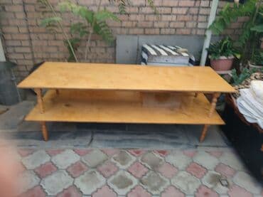 купить бу теннисный стол: Продаю два стола из финской фанеры размеры. : длина 213 см  — 2