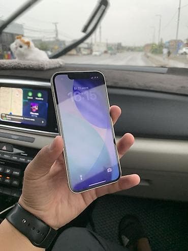 IPhone 13, Б/у, 128 ГБ, Белый, Кабель, 100 % at lalafo.kg IPhone 13, Б/у, 128 ГБ, Белый, Кабель, 100 %