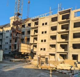 на долгий срок аренда квартир: 2 бөлмө, 75 кв. м, 108-серия, 1 кабат, ПСО (өзү оңдоп түзөтүп бүтүү үчүн) — 14