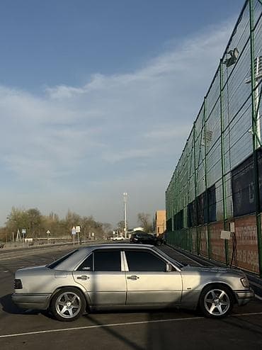 2 2 turbo: Mercedes-Benz W124: 1994 г., 3.2 л, Автомат, Газ, Седан — 4