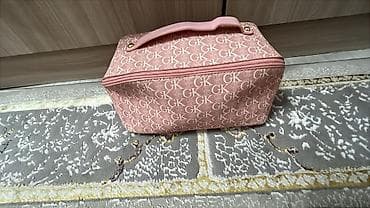 шелковые шарфы: Чехлы просто шикарного качества😍 всего за 200 сомов, а если возьмёте — 3