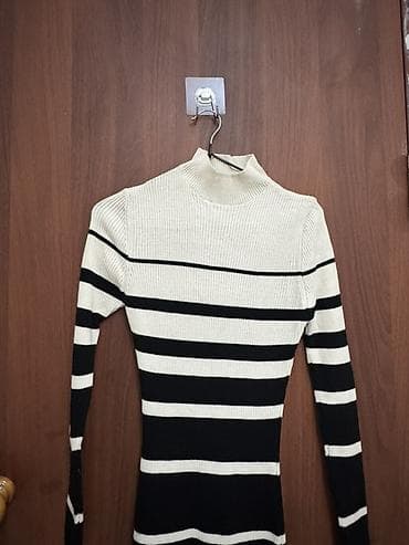 футболка hba: Трикотажное платье в рубчик с длинным рукавом и высоким полукруглым — 1