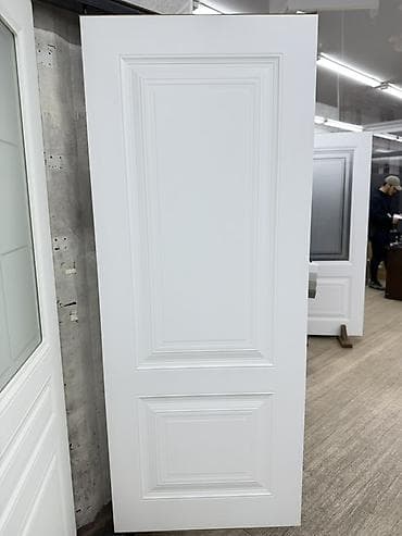 двери открываются с двух сторон: Межкомнатное полотно в классическом стиле - Материал: гладкое белое — 1