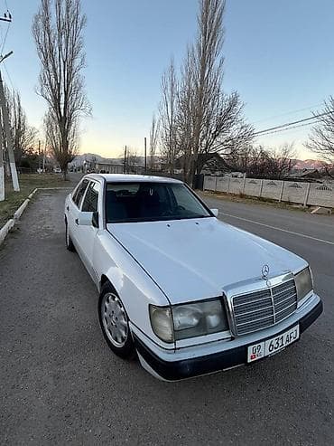 Mercedes-Benz W124: 1991 г., Седан