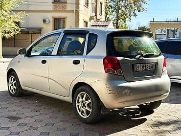 Продажа авто: Daewoo Kalos: 2003 г., 1.5 л, Автомат, Бензин, Хэтчбэк — 5
