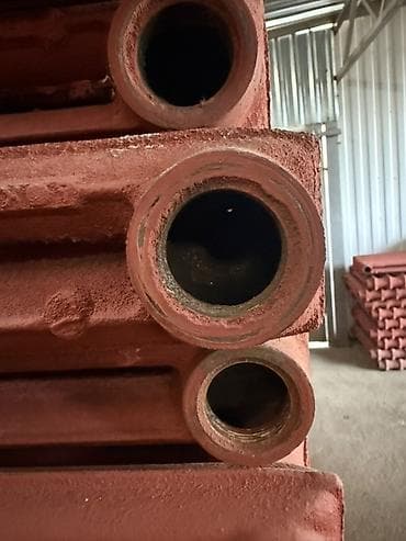 чугунный батарея: Секционные чугунные радиаторы отопления (батареи) - Материал: серый — 2