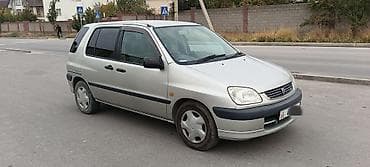 кузов таза: Toyota Raum: 2000 г., 1.5 л, Автомат, Бензин, Хэтчбэк — 2