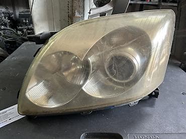 авто линзы: Передняя левая фара Honda — 1