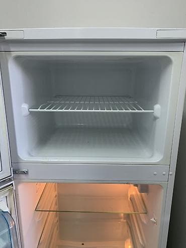 poco m3: Холодильник Beko, Двухкамерный — 3