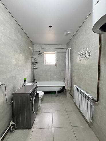 Үйлөрдү ижарага берүү: 80 м², 3 бөлмө, Унаа токтотуучу жай, Забор, тосулган — 1
