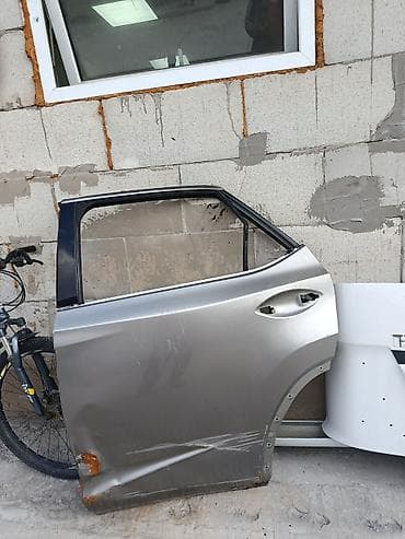 Эшик Арткы сол Lexus — 1