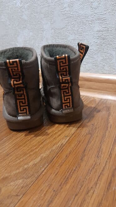 распродажа брендовой одежды и обуви: Детская обувь — 2