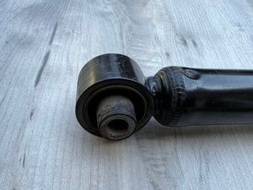 запчасти на хендай портер 2: Задний амортизатор Hyundai 2020 г., Б/у, Оригинал, США — 10