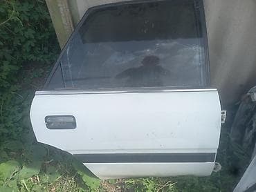 водный мото: Дверь Комплект Mazda, Б/у, Оригинал — 2