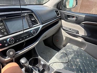 2016: Toyota Highlander: 2016 г., Автомат, Кроссовер — 8