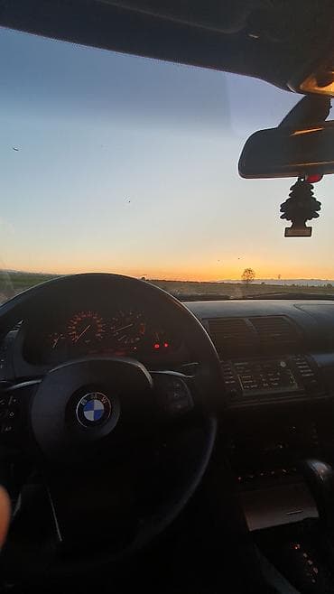 5 vz: BMW X5: 2004 г., 4.4 л, Автомат, Бензин — 2