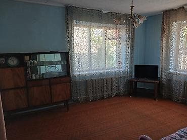 Дома: Продается частный дом с большим участком. - Планировка: одноэтажный — 6