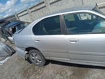 p11: Nissan Primera: 2001 г., 2 л, Вариатор, Бензин, Седан — 2
