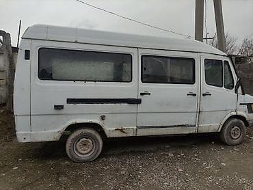 windom 20: Mercedes-Benz T1: 1994 г., Дизель — 5