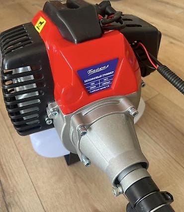 бензиновый тример: Триммер, мотокоса, Новый, Бензиновый, 2-х тактный двигатель, Платная доставка, Самовывоз — 2