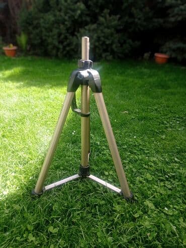 топчу тиккенге: Продаю штатив Hecam RT-M49 для камеры, высота штатива 55 см — 1