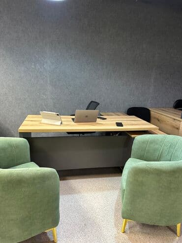 участок промышленного назначения: Сдаю Офис, 27 м², В бизнес центре — 3