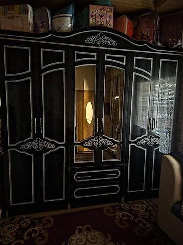 Спальные гарнитуры: Спальный гарнитур, Б/у, Кыргызстан, МДФ, Самовывоз, цвет - Черный — 1