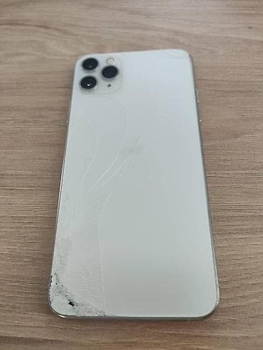 айфон даром: IPhone 11 Pro Max, 256 ГБ, Серебристый, 79 % — 1