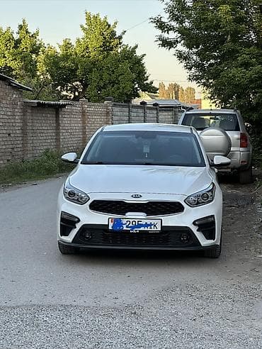 Kia Cerato: 2019 г., 1.6 л, Автомат, Бензин, Седан — 1
