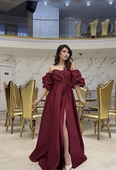 Вечернее платье, Пышное, Длинная модель, С рукавами, Корсет, L