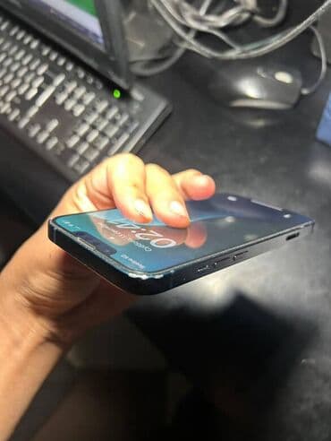 айфон се 1: IPhone 13, Б/у, 128 ГБ, Синий — 2