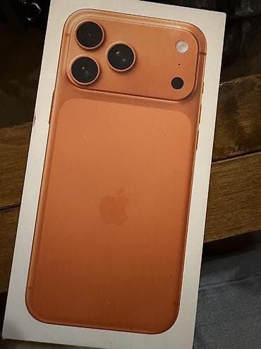 айфон 2: IPhone 17 Pro Max, Б/у, 512 ГБ, Оранжевый, Защитное стекло, Чехол, Коробка, 100 % — 1