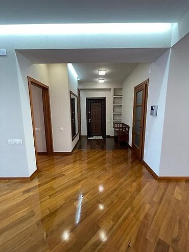 азиаты: 4 комнаты, 250 м², Элитка, 9 этаж, Дизайнерский ремонт — 2