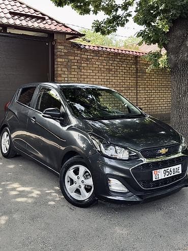 shevralet spark: Chevrolet Spark: 2019 г., 1 л, Вариатор, Бензин, Хэтчбэк — 3