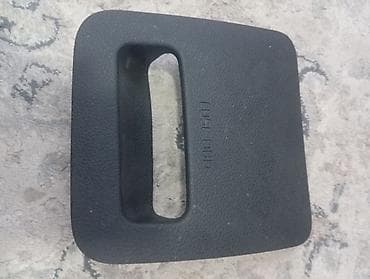w210 55: Накладка заглушка USB/OBD в салоне авто от КИА Оптима. - Элемент — 1
