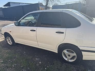 lexus es 2017: Volkswagen Polo: 1999 г., 1.6 л, Механика, Бензин, Седан — 3