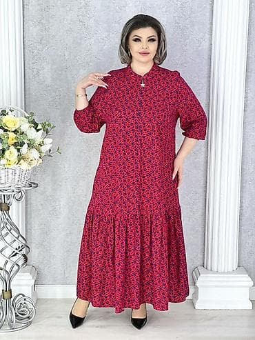 amber elixir: Платье миди/макси свободного кроя с мелким цветочным принтом. Размер — 2