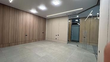 сдается аптека: Аренда офисов, 31 м², В административном здании, 1 линия — 3