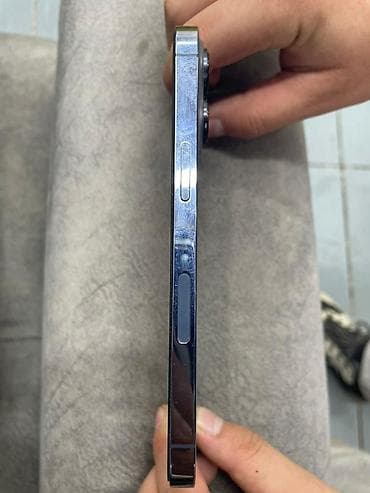 cd dvd: IPhone 13 Pro, Sierra Blue — 2