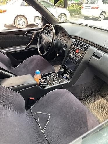 воздухамер мерс 210: Mercedes-Benz E-Class: 2001 г., 3.2 л, Автомат, Седан — 3