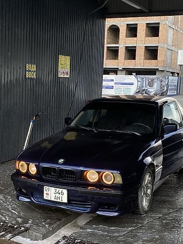 BMW: BMW 5 series: 1995 г., 2 л, Кол менен иштөөчү, Бензин, Седан — 1