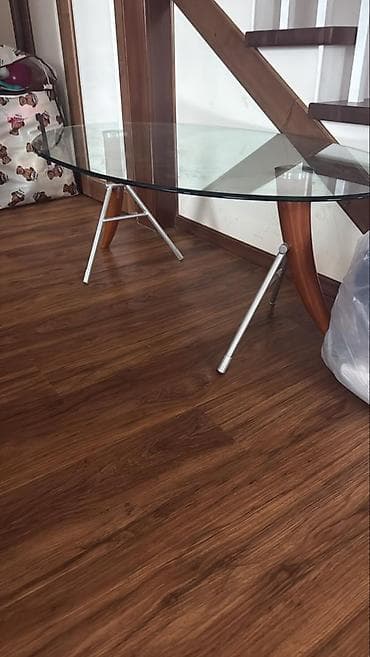 гибкий стекло: Стеклянный журнальный столик с полкой - Форма столешницы: овальная — 1