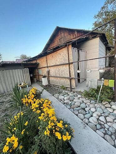 Кыймылсыз мүлк: Үй, 73 м², 3 бөлмө, Риелтор — 5