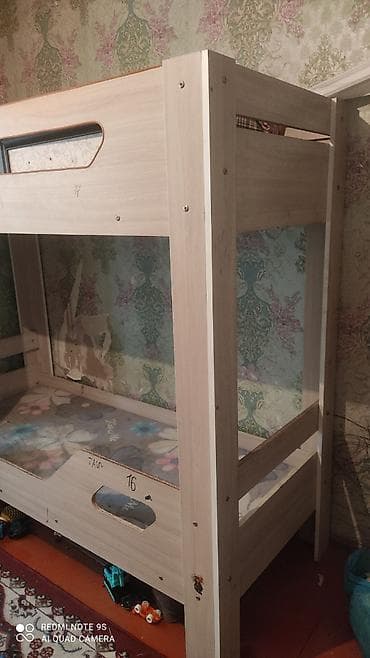 Дом и сад: Срочно продаю двухъярусную кровать,в отличном состоянии. мало — 6