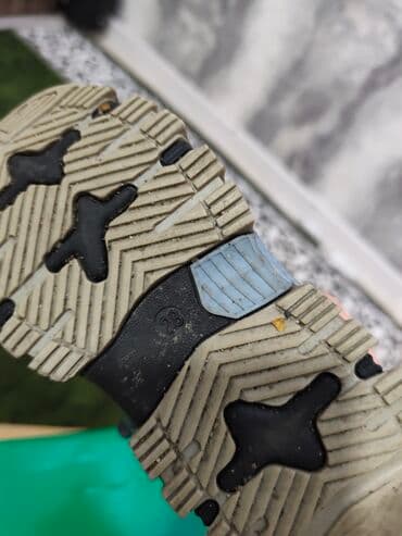 Детские зимние ботинки, размер 28. - Модель: высокий утеплённый